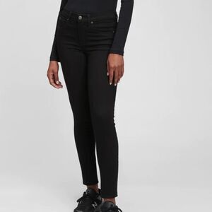 Gap Mid Rise True Skinny Jeans with Washwell (black) size‎ 28/6r nwt